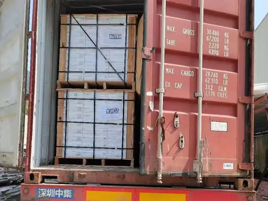 Stone Mosaic Tiles Loading